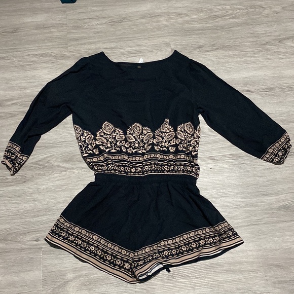 Rip curl Romper - Picture 4 of 5